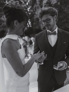 emotionale authenthische dokumentarische Hochzeitsfotografie Niedersachsen, cinematische Hochzeitsfotografie, Standesamtfotograf